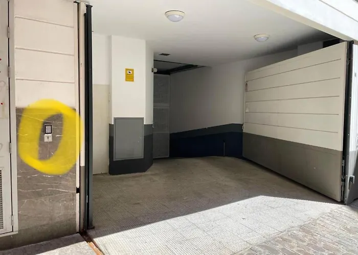 Apartamento en Casco Historico con terraza comunitaria y parking opcional